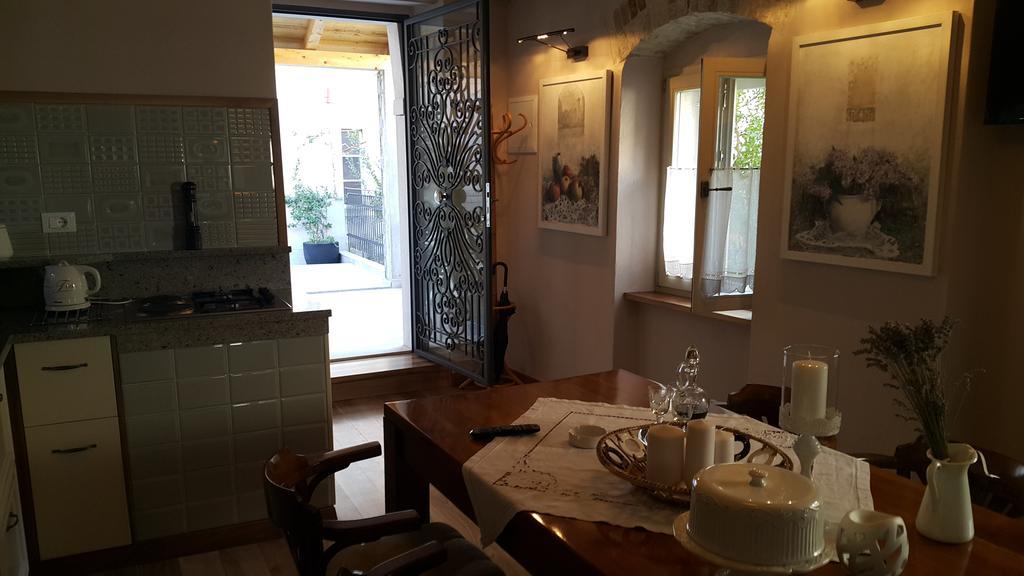 Apartment Koralj Split Chambre photo